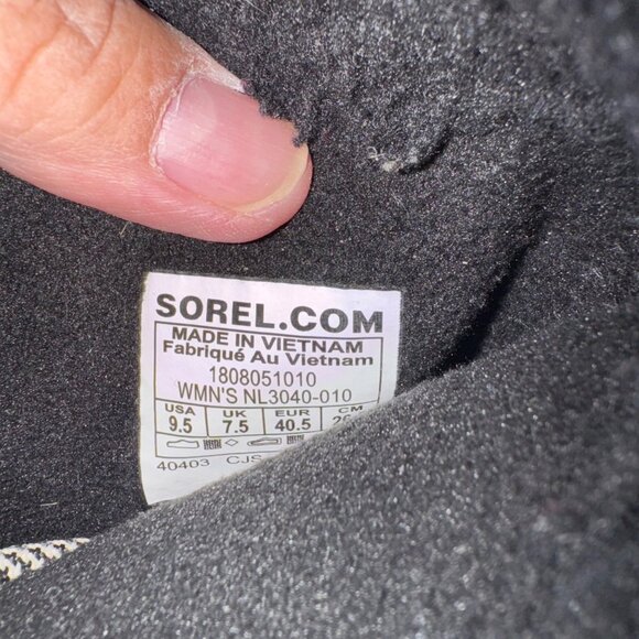 Sorel Women's Waterproof Winter Boots Size 9.5 Black Ankle Explorer - Picture 7 of 7